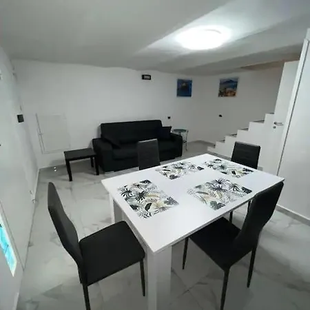 Apartament John's Place - Flat In - My Place *